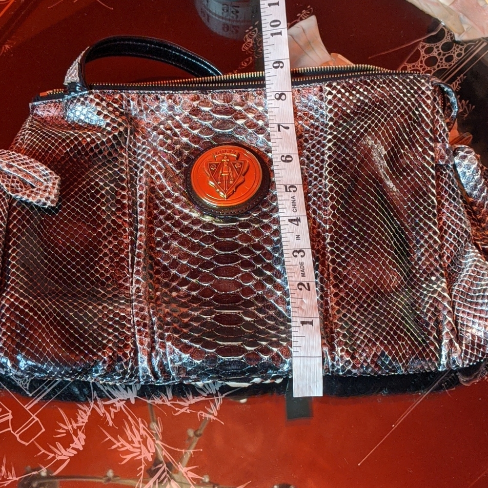 Gucci Handbag - Picture 6 of 8